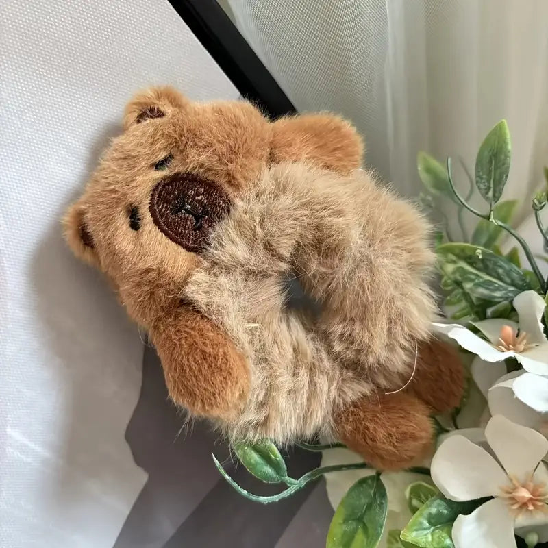 Linda cinta para el pelo de carpincho de peluche