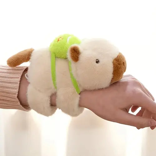Conjunto de pulseras de peluche de capibara y tortuga