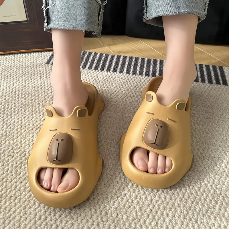 Zapatillas de carpincho de dibujos animados