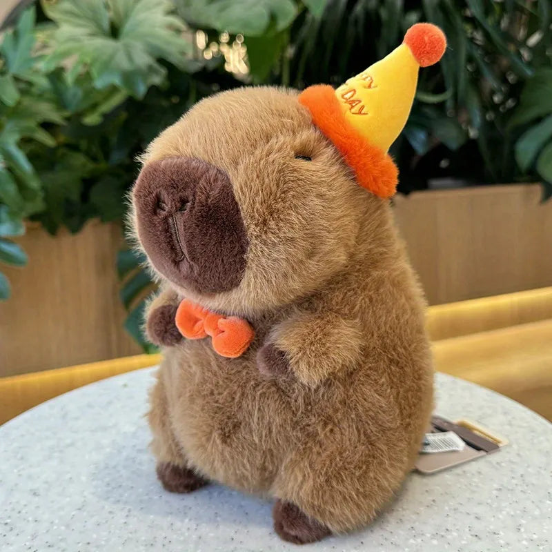 Lindo sombrero de cumpleaños de felpa de carpincho