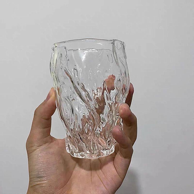 Taza irregular japonesa martillada