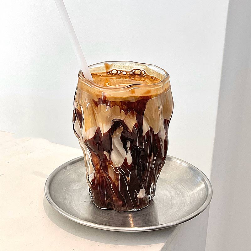 Taza irregular japonesa martillada