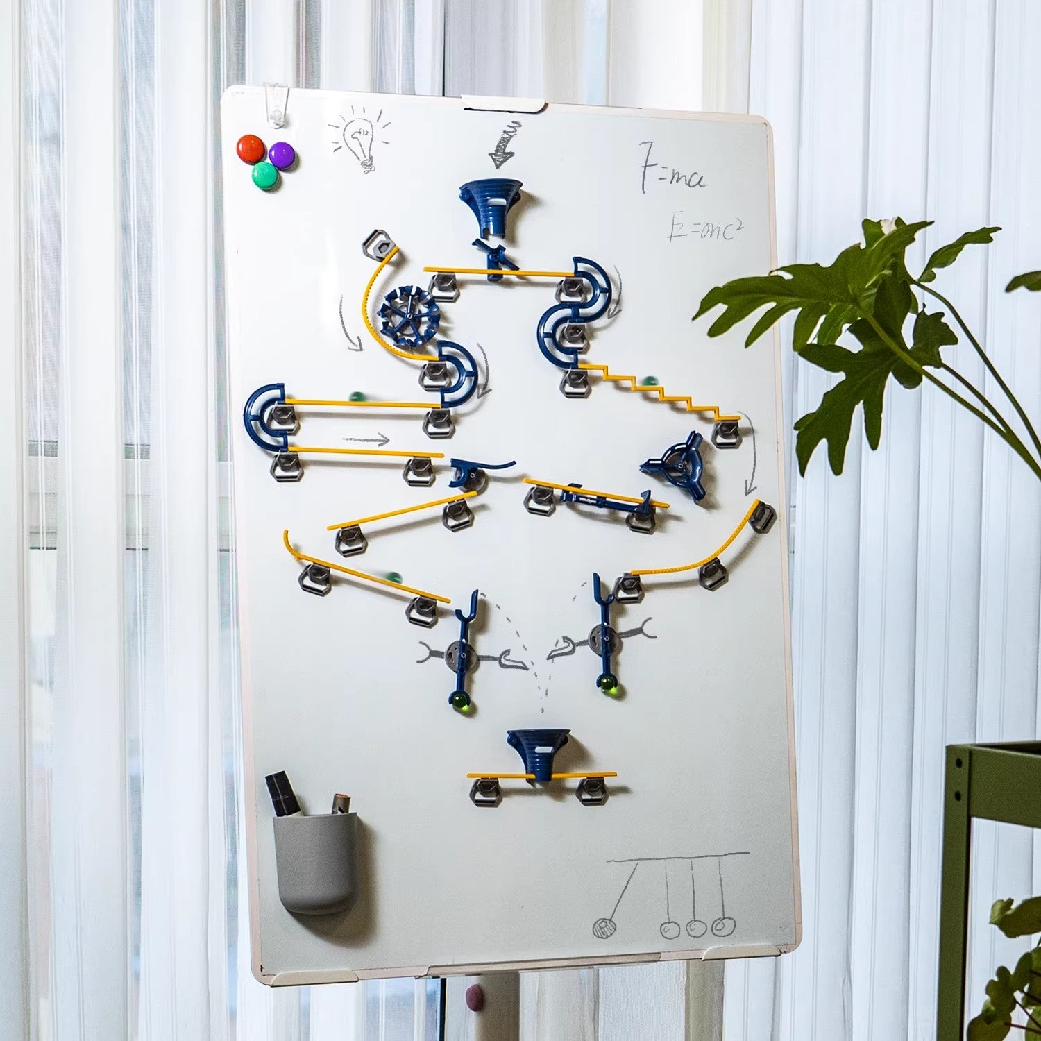 Magnetic Kinetic Desk Machine - Turn any metal surface into stress relief.