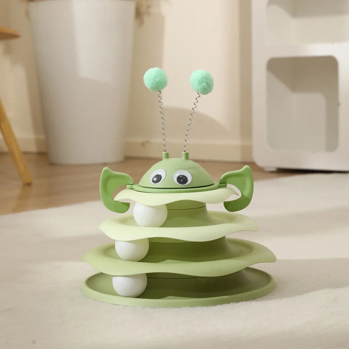 Three Layer Bee Shaped Cat Toy