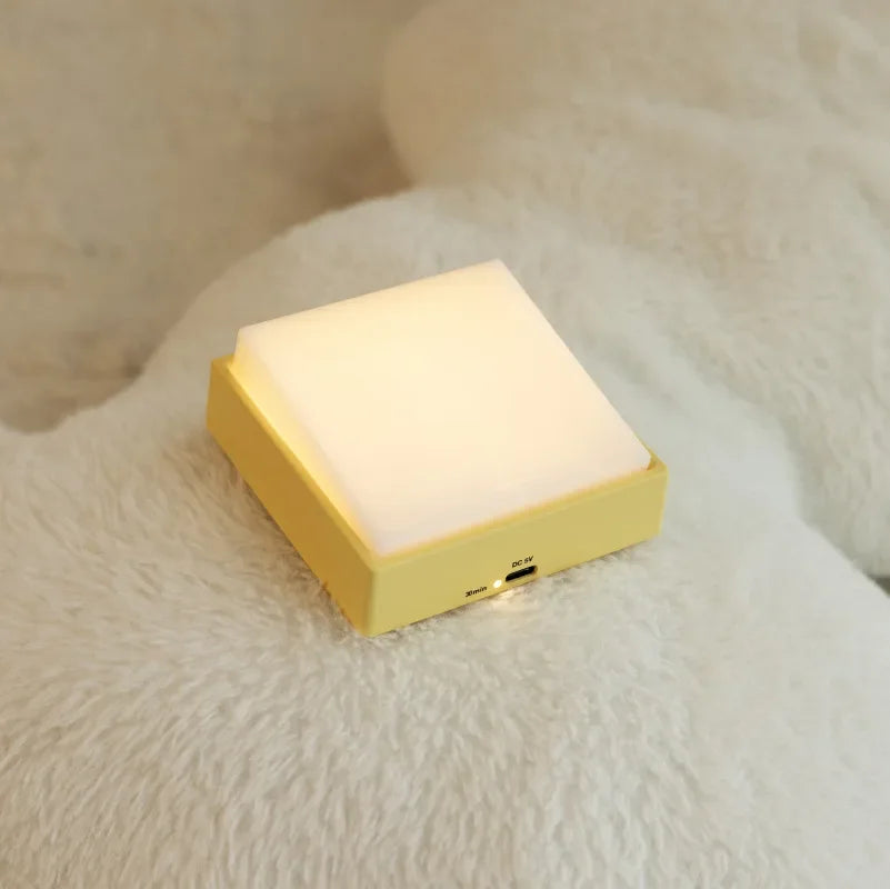 Lámpara de noche minimalista con interruptor recargable