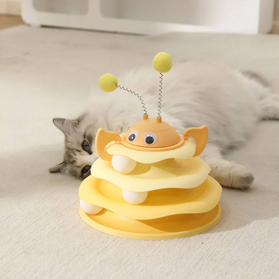Three Layer Bee Shaped Cat Toy