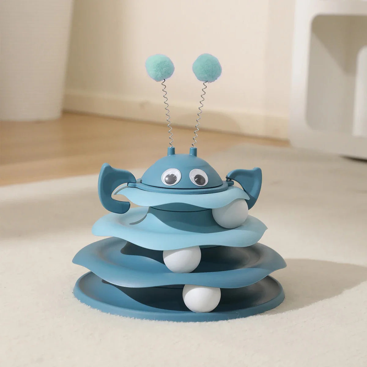 Three Layer Bee Shaped Cat Toy