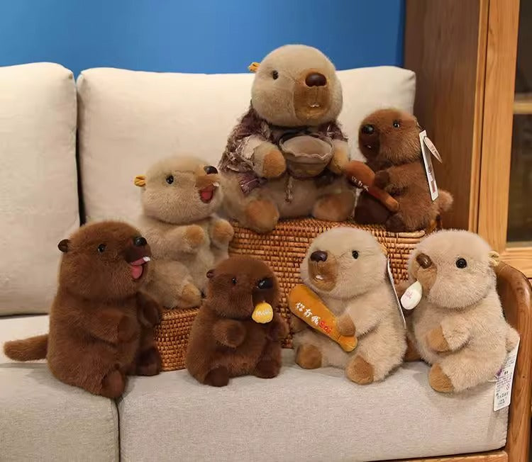 Squeaking and vocalizing groundhog plush dolls
