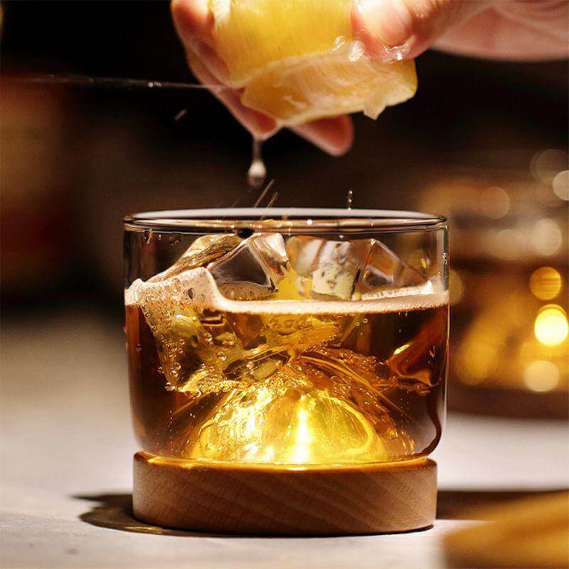 Encantador juego de vasos de whisky de montaña